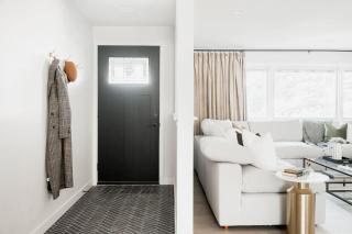 Luxe Home with Hot Tub Movie Room and Firepit Near Denver - 5