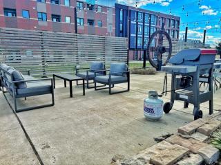 The Luxe Black Haven (340) - Des Moines - 3