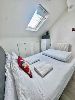 Willesden Green Rooms - Londra - 8