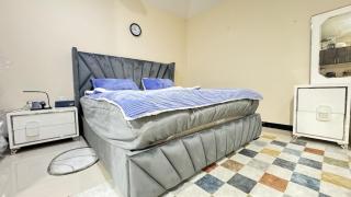 Studio with roof11 - Ajman - 7