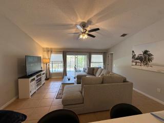 Charming Villa with Private Pool 20 min to Disney! - 6