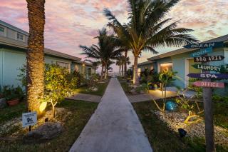 Unit 111- 2br Condo With Heated Pool And Hot Tub - Cocoa Beach - 9