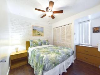 Unit 112 Courtyard Condo In Oceanfront Complex - Cocoa Beach - 1
