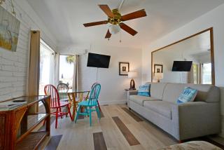 Unit 113 - Oceanfront Unit -2br1ba Heated Pool! - Cocoa Beach - 6
