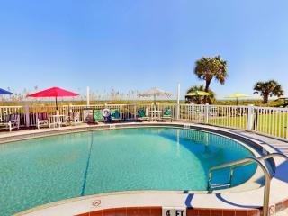 Unit 103 -1br Apt At Oceanfront Complex With Pool - Cocoa Beach - 4