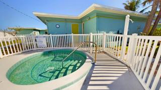 Unit 103 -1br Apt At Oceanfront Complex With Pool - Cocoa Beach - 3