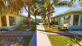 Unit 118 Direct Oceanfront Views 2br Heated Pool - Cocoa Beach - 5
