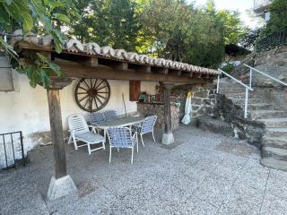Villa con piscina, jacuzzi y basket junto al lago de El Burguillo - 5