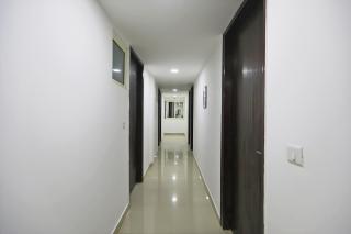 Townhouse South Lawn - New Delhi - 7