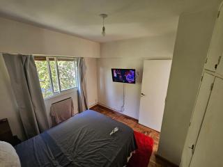 Hermoso 2 ambientes con balcón y lavadero - 3