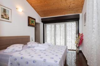 Haus Plum, Für Befreundete Paare Und Kleinfamilien - Labin - 3