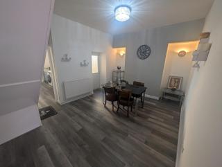 Swansea 3BR - Central Location - Swansea - 3