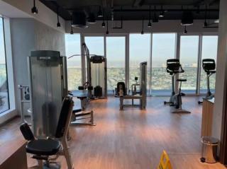 Vogue 17th Floor Balcony with Glow Garden and Sheikh Zayed View - Walkable to Metro, Wasl Residence - 6