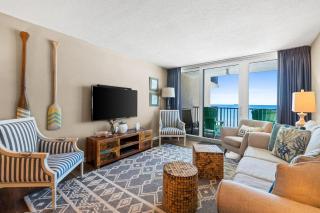 Pelican Walk 911 - 2