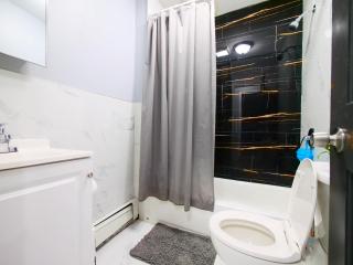 Style and Comfort - 2BR apt near New York City - Jersey City - 1