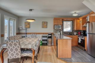 Classic Lakefront Chalet on Lac Lacasse - Saint-Faustin - 5