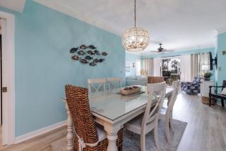 112 Barrington Court - 2