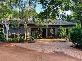 Emoyeni Malelane Lodge - Malelane - 5