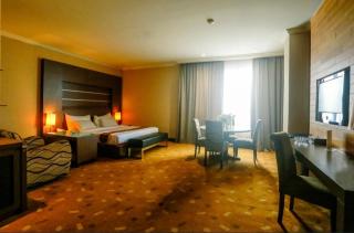 Hotel Furaya - Pekanbaru - 4