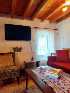 Cosy lake house, μια ανάσα πριν τη λίμνη - Kalyvia - 2