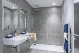 Private and Gated Family Residence - Sleeps 6 - Londra - 9
