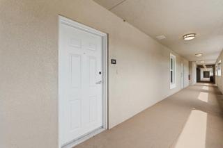 Gulf Access with Boat Slip, Heated Saltwater Pool - Bacino Vistas #202 & #203 - Roelens - Cape Coral - 2