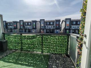 Sunlit Haven - Calgary - 3
