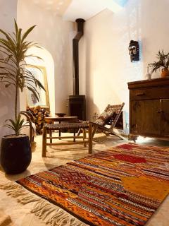 Authentic Boho PRIVATE Riad- Rooftop Ocean view, Fireplace & High-speed Internet - 7