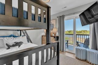 Beachfront Memories by Sea Scape Properties - North Topsail Beach - 2