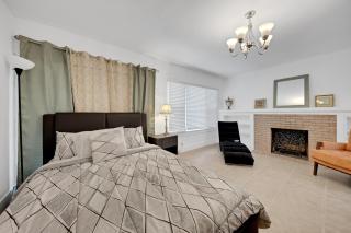 Charming Downtown Retreat with free parking - Alhambra - 6