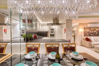 The Golden Mile Luxury Seafront Apartment in Sliema - Sliema - 1