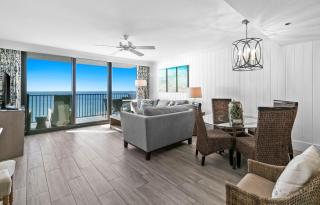 One Seagrove Place 1504 - 9