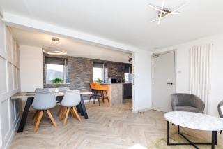 5 Bedroom Apartment - Galashiels - Galashiels - 1