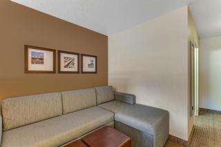 Comfort Suites Huntsville MidCity District at Research Park - Huntsville - 2