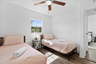 4BR Escape Near Beach & Downtown - Fort Lauderdale - 2