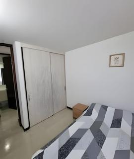 Fresco apartamento cerca a zona comercial - Cali - 1