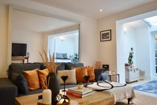 Deluxe Maisonette Oval, Sleeps 4, Garden & Hammock 2 bedrooms - Open for Business stays, Relocators, Long Stays, Contractors - London - 1