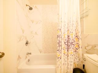 Deluxe Studio minutes from NYC! - Union City - 7