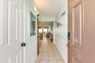 Panama City Beach Condo with Community Pool, Hot Tub - Panama City Beach - 7