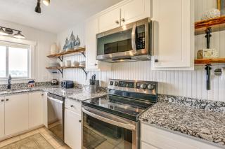 Panama City Beach Condo with Community Pool, Hot Tub - Panama City Beach - 5