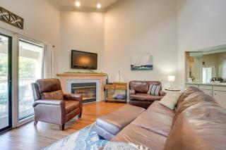 Condo with Lake Views 5 Mi to Branson Strip! - Branson - 6