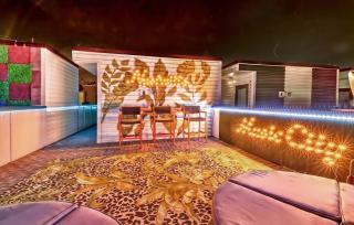 Rooftop Deck Game Room City Views in Nashville - 3