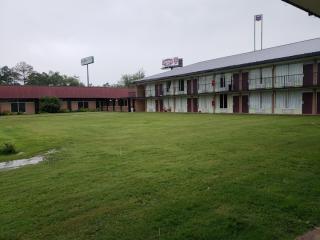 OYO Hotel Catersville GA - Five Forks - 9