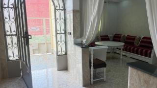 Magnifique maison famiiale moderne spacieuse de 150 m Avec de 3 chambres ,confortables et d un grand salon et terrasse, Idealement situee a 9 min du centre-ville elle se trouve à proximite de la route principale menant a l aeroport Berkane et Saidia - Oujda - 6