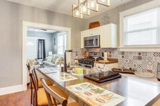3 Mi to French Quarter: Retreat w/ Private Yard - 3