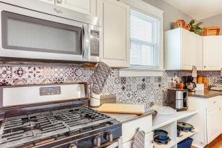 3 Mi to French Quarter Retreat with Private Yard - New Orleans - 2