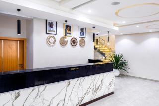 Executive Hotel and Suites - 4