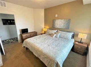 Luxury Condo in the Best Part of Downtown - Salt Lake City - 4