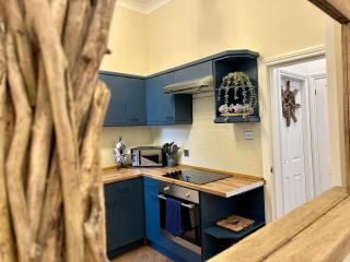 Sea Ayr - City Centre Apartment - 1