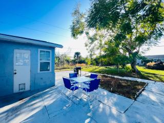 Beautiful cozy beach house 4u - Englewood - 2